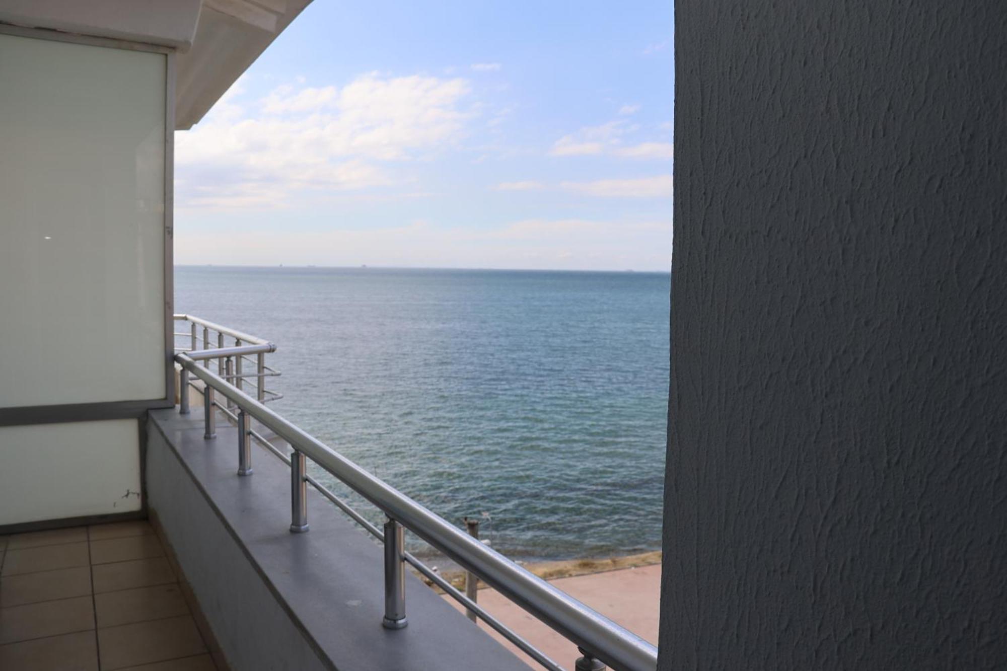 Grand Koru Hotel Beach Yalova  Exterior photo