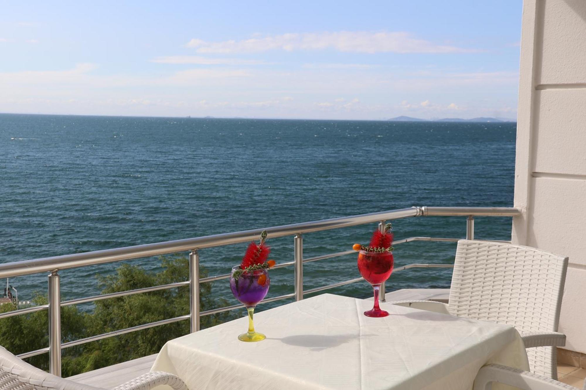 Grand Koru Hotel Beach Yalova  Exterior photo